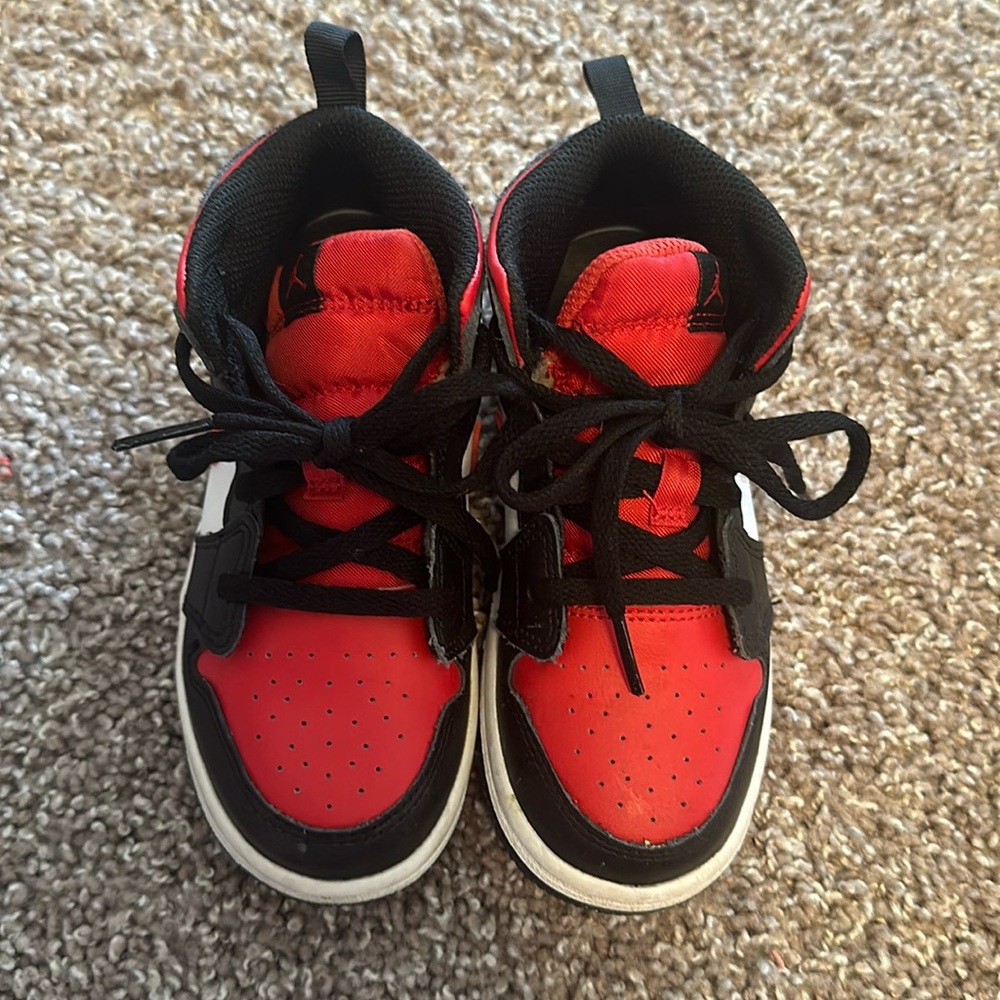 COPY - Jordan 1 Mid